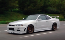  Nissan Skyline   